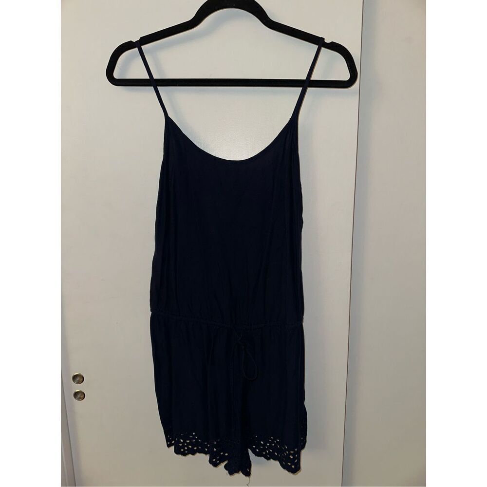 Aerie Women’s Navy Eyelet Lace Cutout Trim Romper Navy Blue Medium GUC